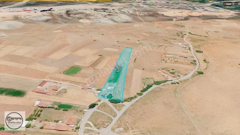 Demirland'dan Satılık Parmakören'de 3940m² İmara Yakın Tarla — fotoğraf 32