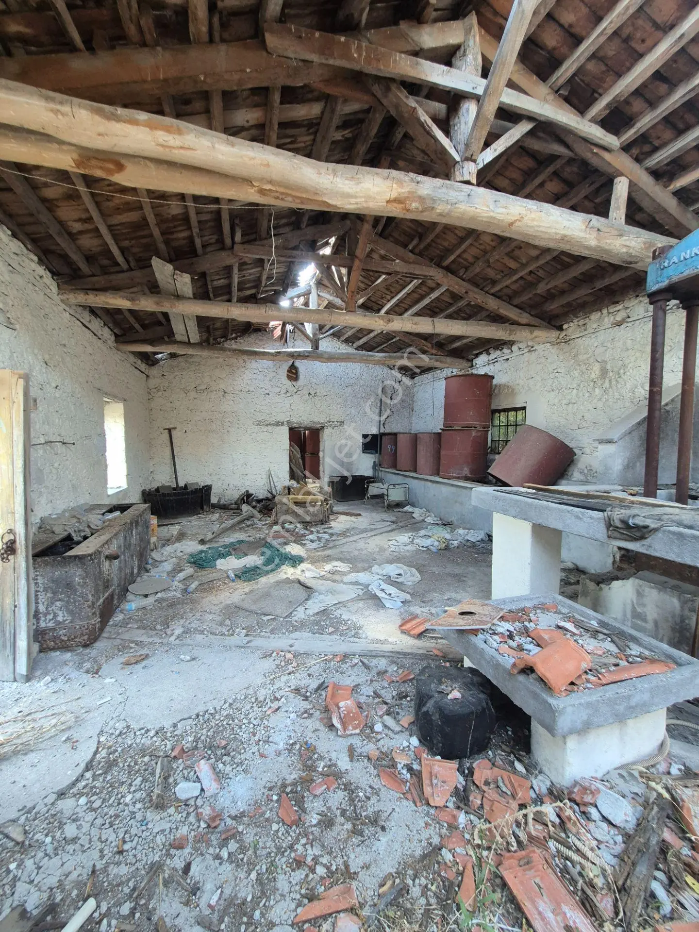 Asos Kozluda 6.016 M2 Eski Zeytinyağı Fabrikası — fotoğraf 29