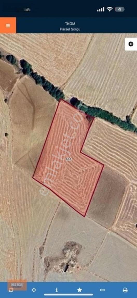 Enes Acur'Dan Bahçesaray'Da 9.650 M2 Yatırımlık Tarla