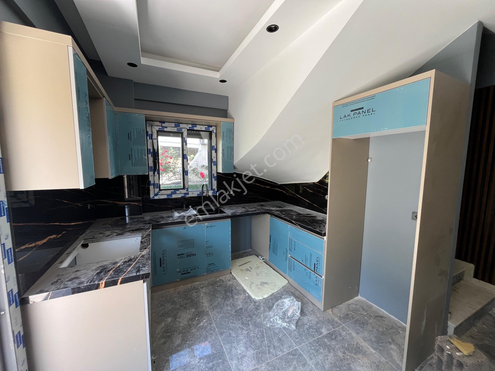 Denize 300 Metre | Geniş Müstakil Bahçeli Villa | 60 Ay Vade Fırsatı! — fotoğraf 15