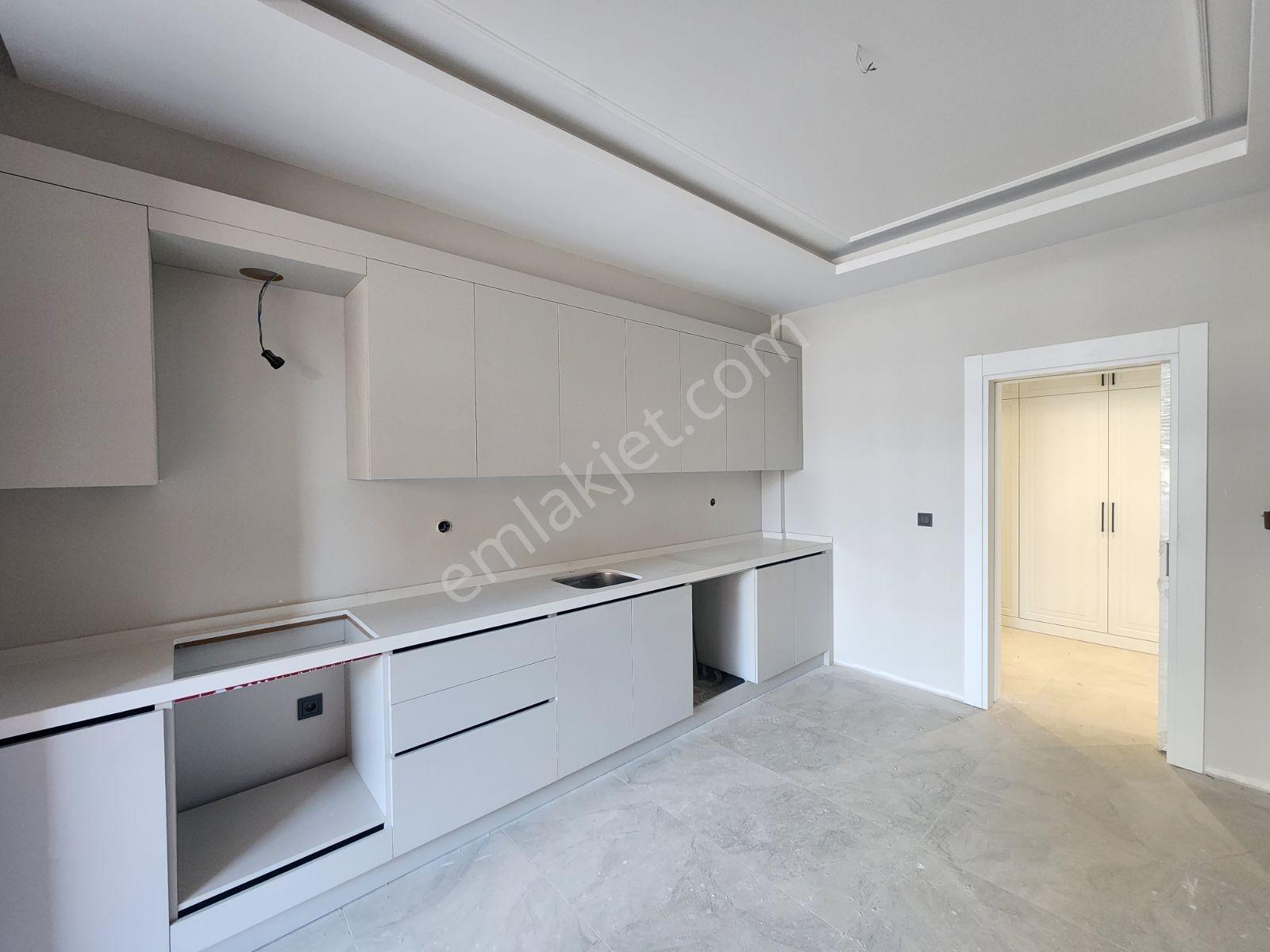 Çamlık 137'de, 205m2 Geniş Sosyal Donatılı Panoramik Manzara 3+1 — fotoğraf 4