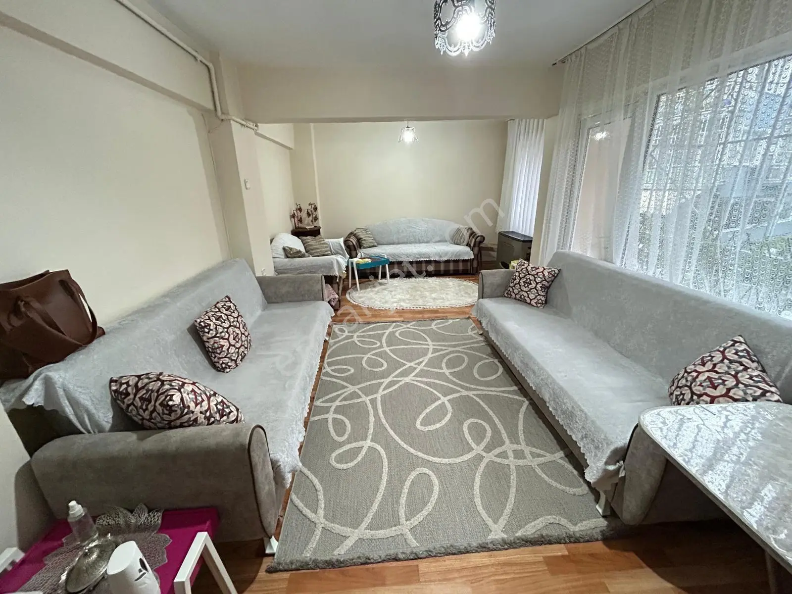 Bursa Kurtoğlunda 1+1 65m2 Yüksek Giriş D.sobalı Daire — fotoğraf 3