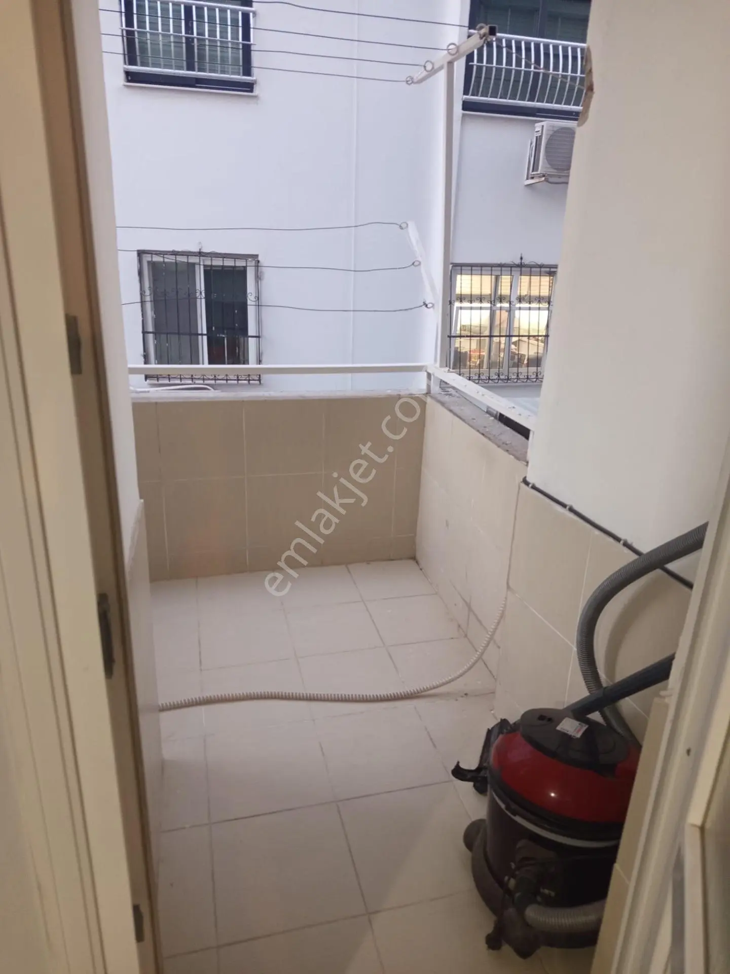 Göl Manzaralı *3+1güzelyalı *uğur Mumcu Caddesi Bulvar Üzeri *takas Olur 4cephe *kap,mutfak*hasarsız — fotoğraf 6