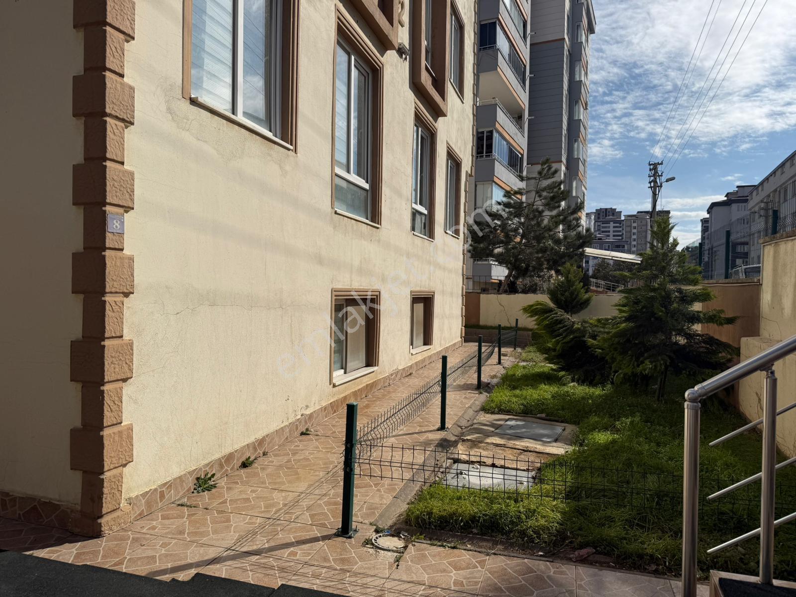 Hurda Cafe Civarında Satılık 2+0 Daire — fotoğraf 14
