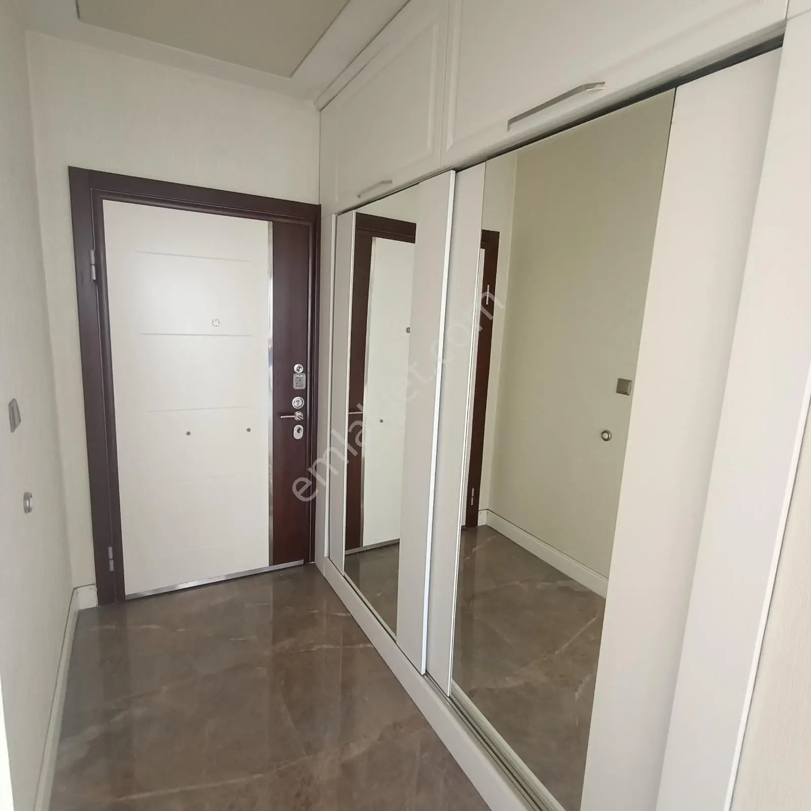 Satılık 4,5+1 Lüks Daire Yıldırım Beyazıt Mah. — fotoğraf 5
