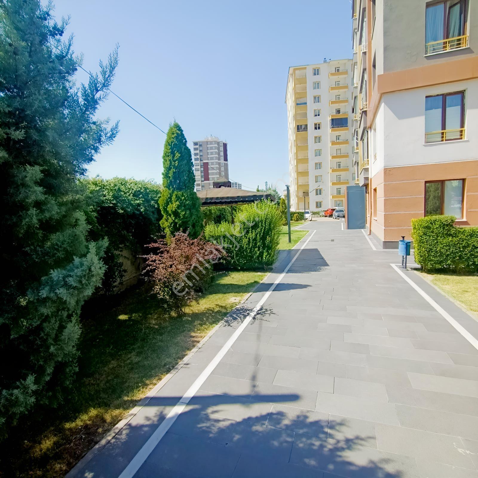 Satılık 4,5+1 Lüks Daire Yıldırım Beyazıt Mah. — fotoğraf 28