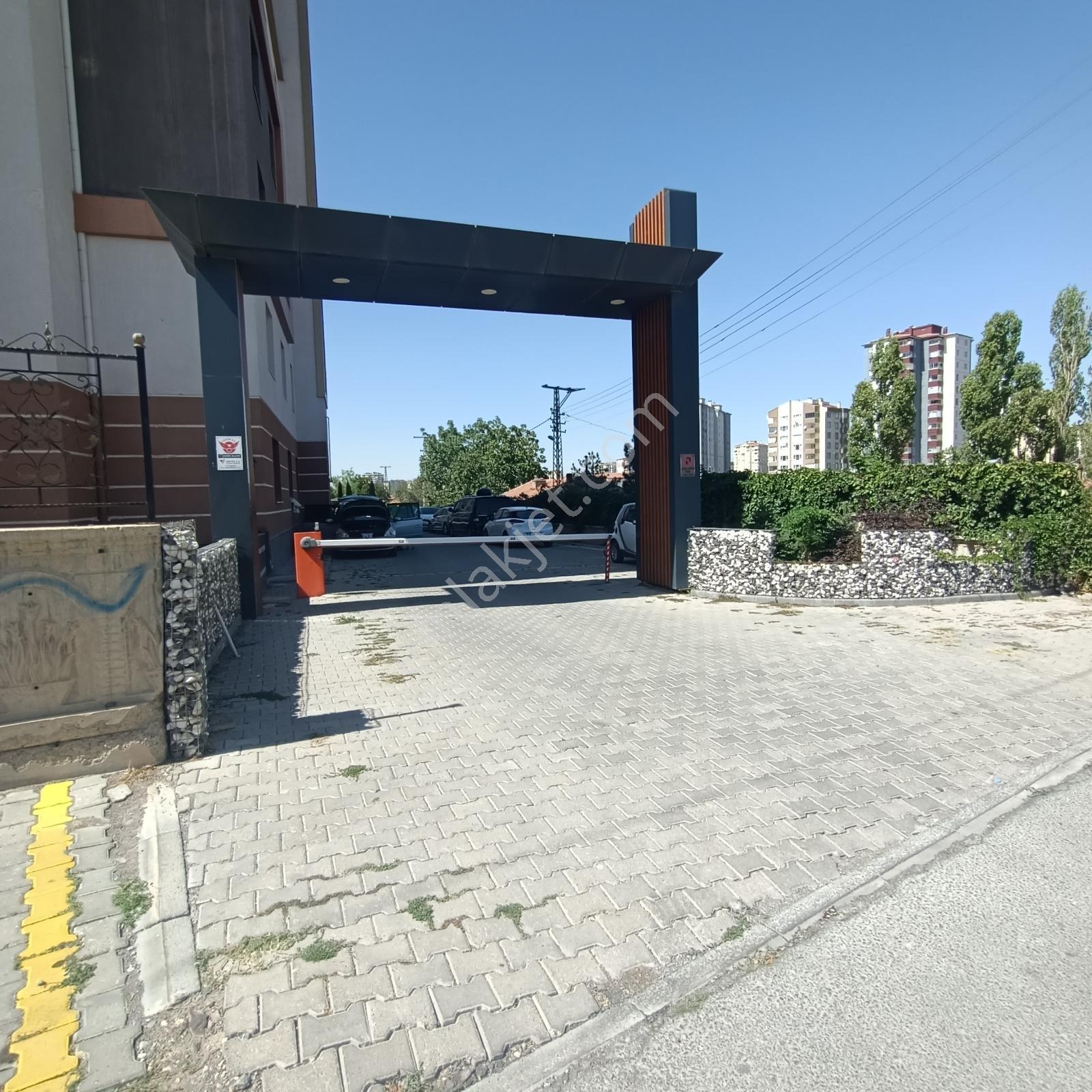 Satılık 4,5+1 Lüks Daire Yıldırım Beyazıt Mah. — fotoğraf 29
