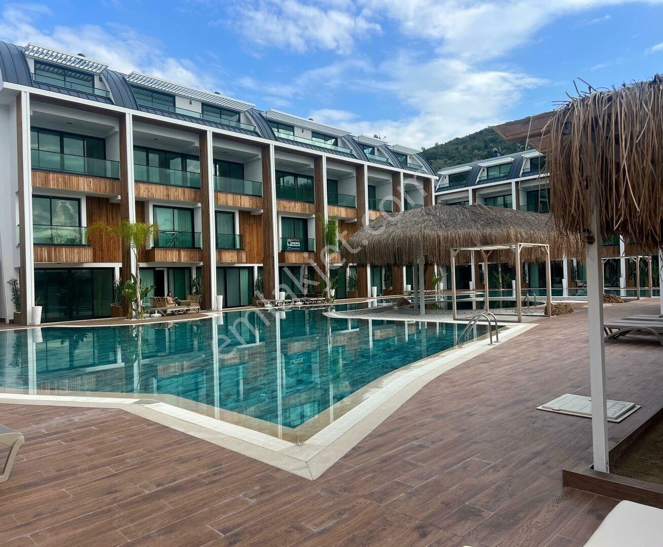 Alanya Konaklıda Denize 300m Havuz Manzaralı 2+1 Satılık Dubleks — fotoğraf 18