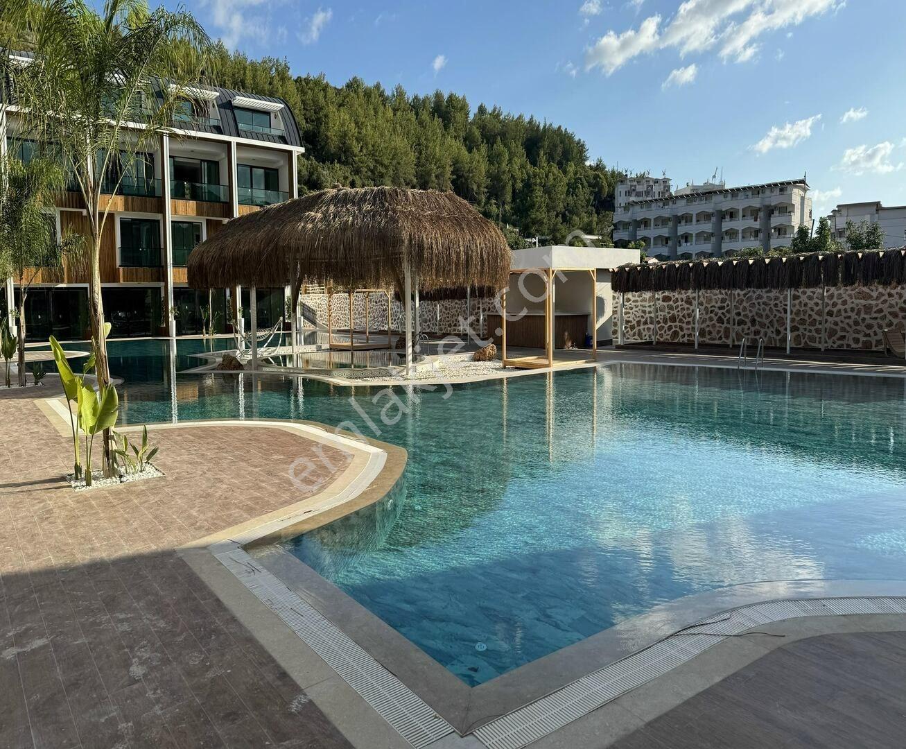 Alanya Konaklıda Denize 300m Havuz Manzaralı 2+1 Satılık Dubleks — fotoğraf 19