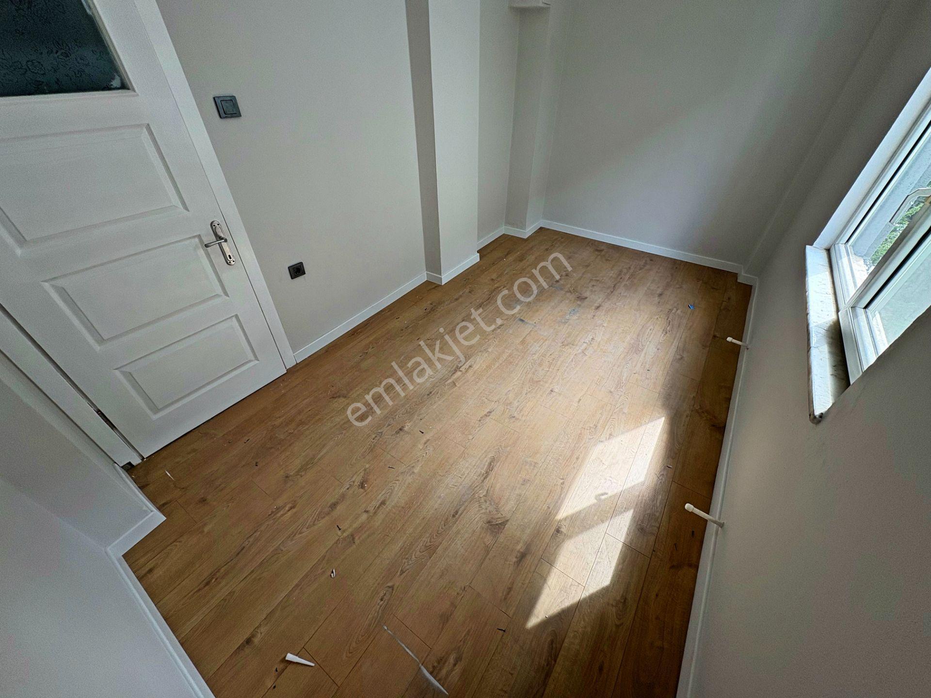 Aktiften Akçay Merkez'de Satılık Full Yapılı 3+1 Çift Balkonlu Arakat Daire — fotoğraf 11