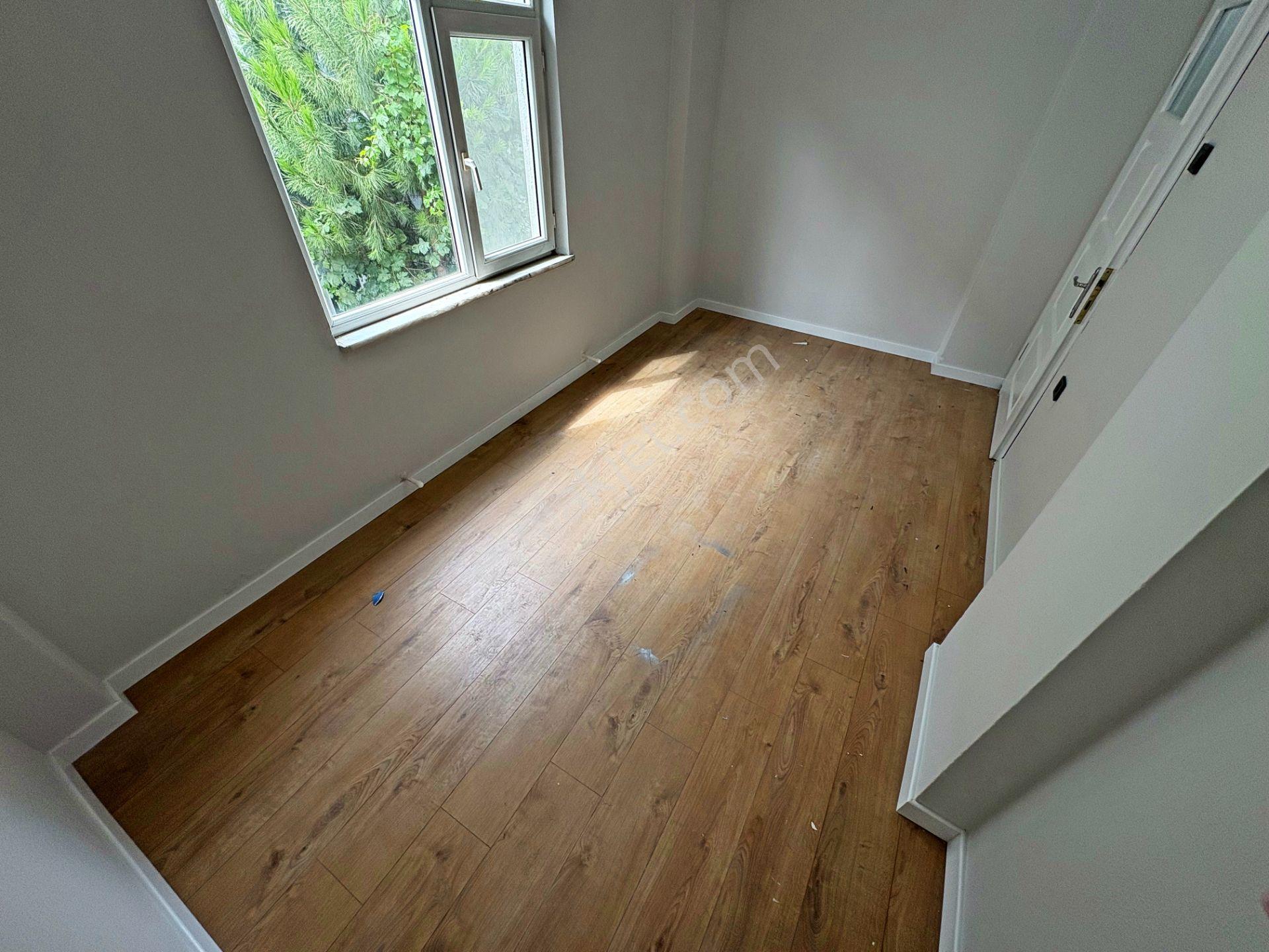 Aktiften Akçay Merkez'de Satılık Full Yapılı 3+1 Çift Balkonlu Arakat Daire — fotoğraf 13