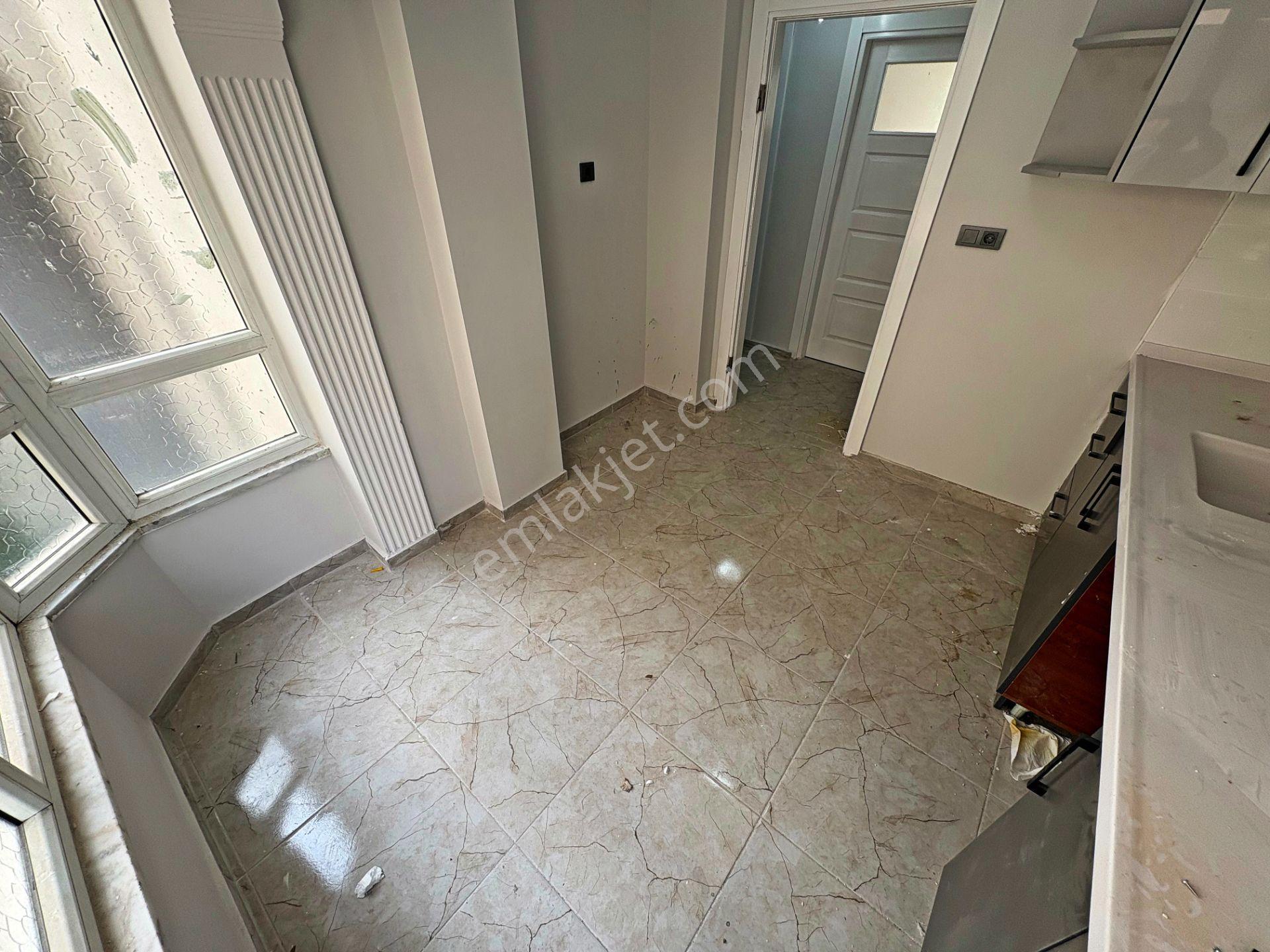 Aktiften Akçay Merkez'de Satılık Full Yapılı 3+1 Çift Balkonlu Arakat Daire — fotoğraf 27