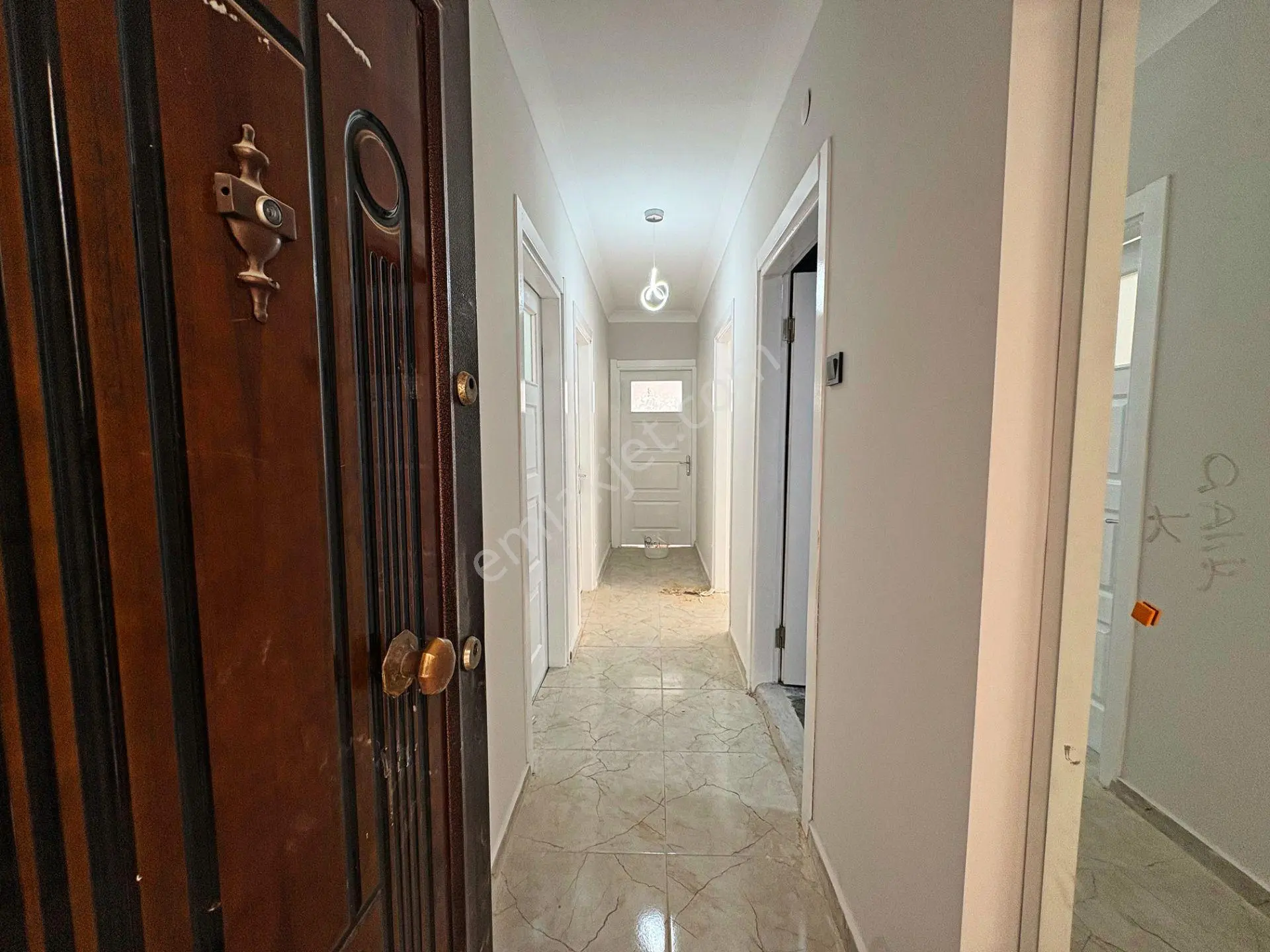 Aktiften Akçay Merkez'de Satılık Full Yapılı 3+1 Çift Balkonlu Arakat Daire — fotoğraf 33