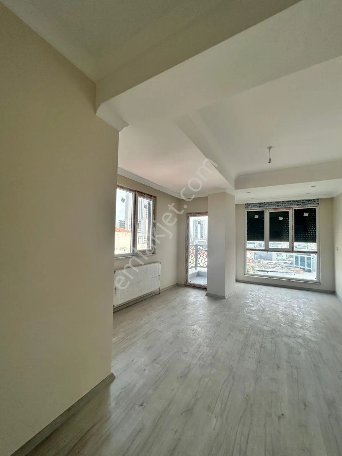 Mertcan'dan Mithatpaşa Cad Üzerinde 4+1 Teraslı Lüks Dubleks Daire — fotoğraf 3