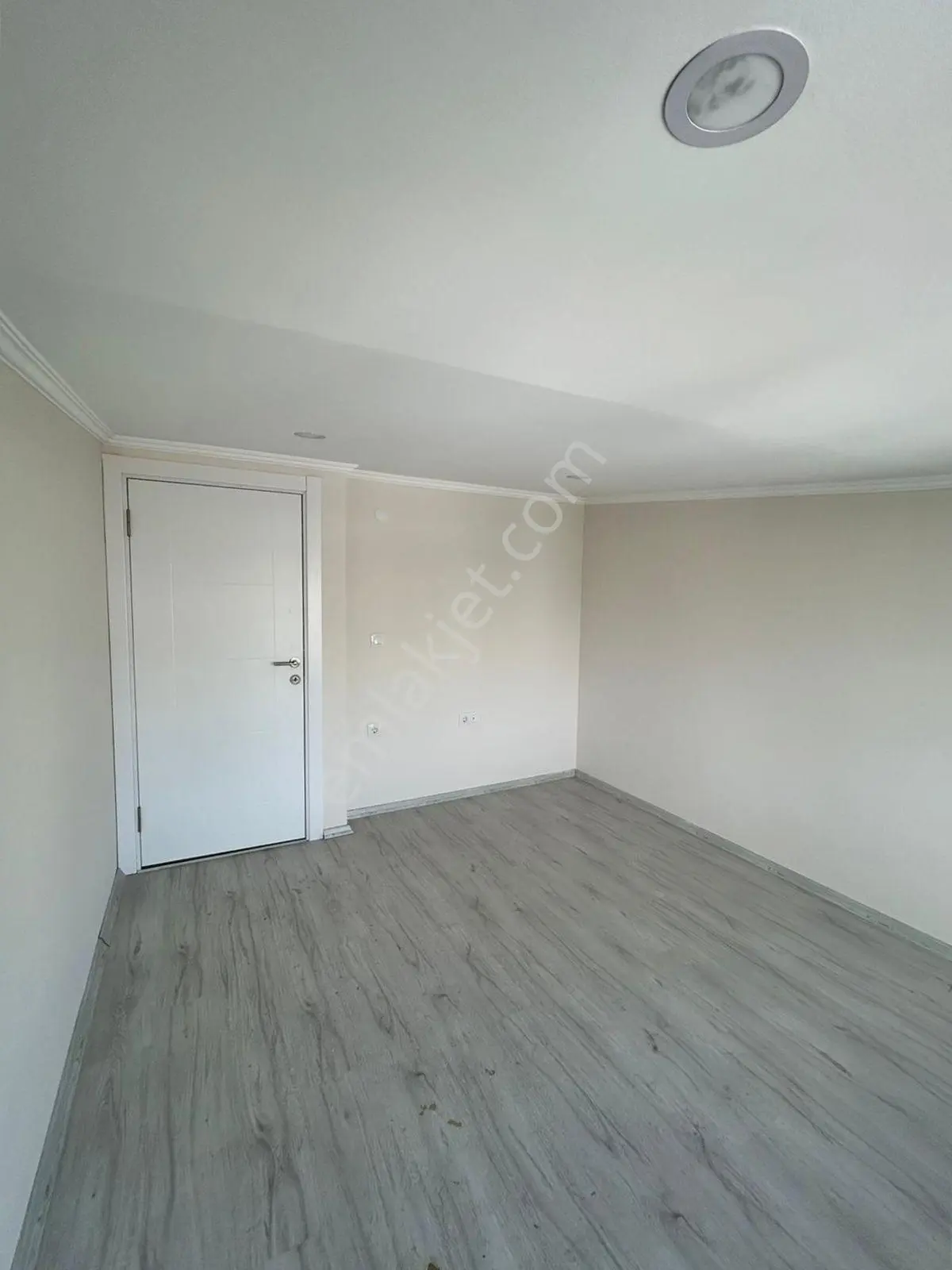 Mertcan'dan Mithatpaşa Cad Üzerinde 4+1 Teraslı Lüks Dubleks Daire — fotoğraf 16