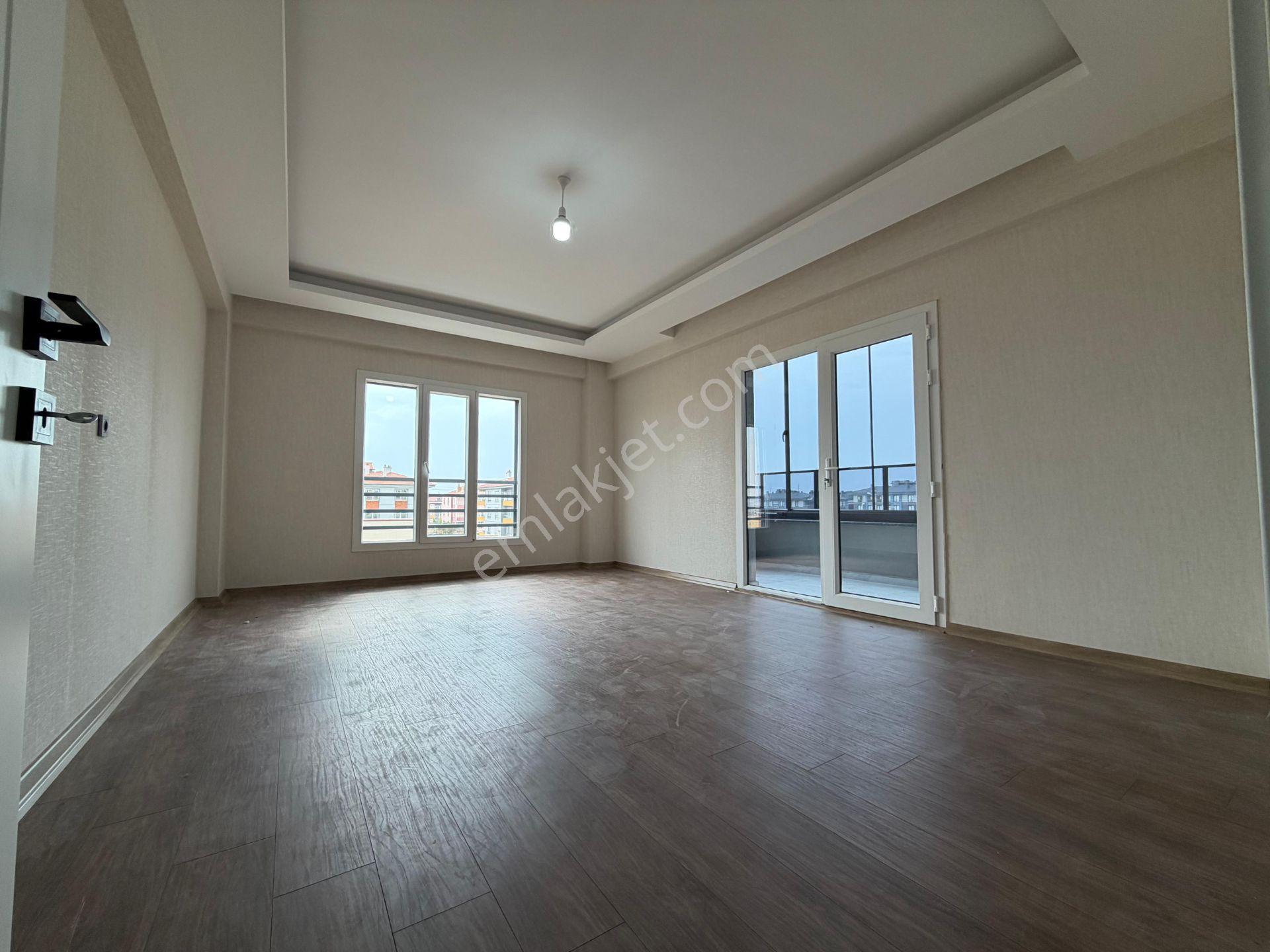 Kahramanlar Caddesi’ne Yakın Site İçi Sıfır Daire — fotoğraf 8