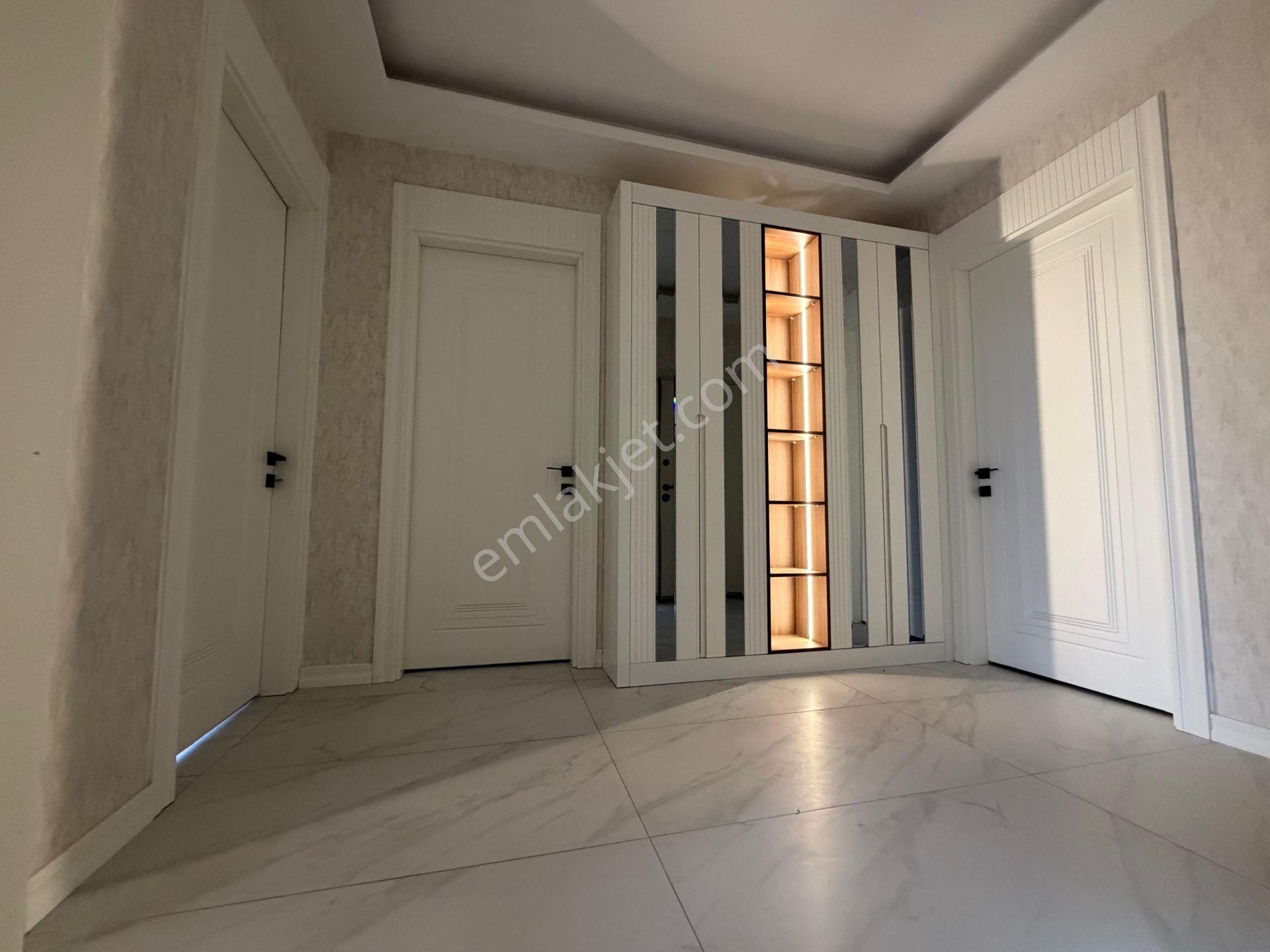 Kahramanlar Caddesi’ne Yakın Site İçi Sıfır Daire — fotoğraf 11