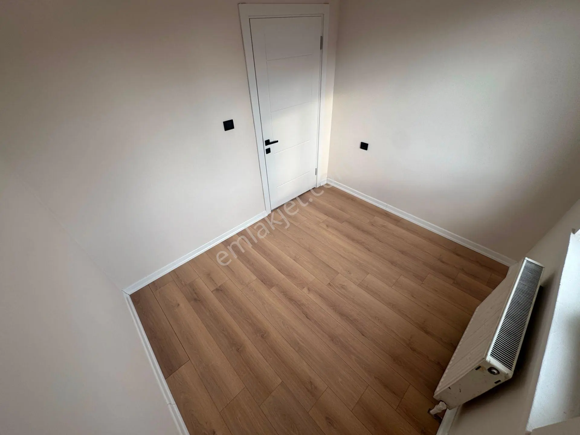 Sincan Plevne Mah Salon Bağımsız Kredi İmitsiz 3.arakat 3+1 Satılık Daire — fotoğraf 5