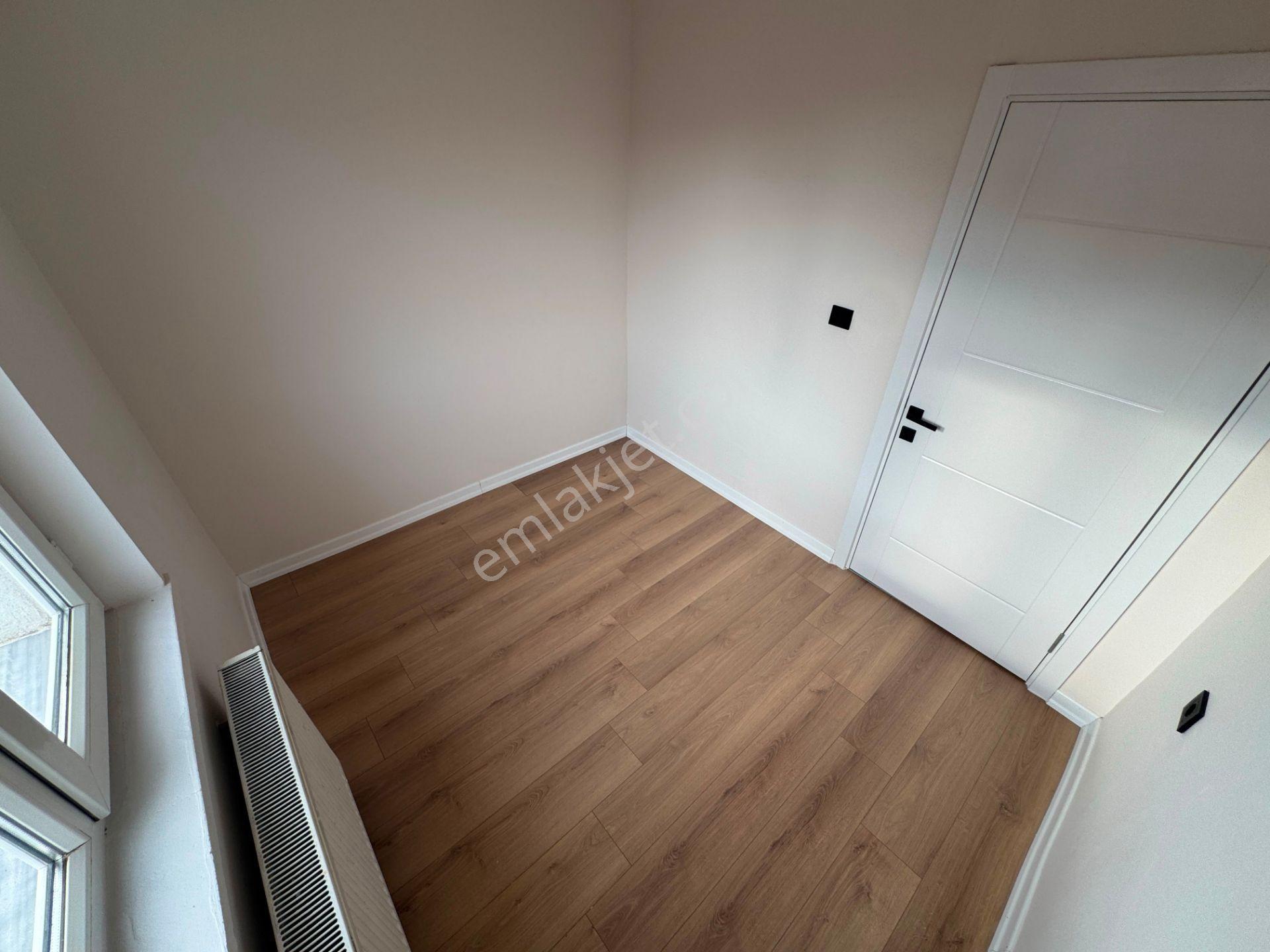 Sincan Plevne Mah Salon Bağımsız Kredi İmitsiz 3.arakat 3+1 Satılık Daire — fotoğraf 9