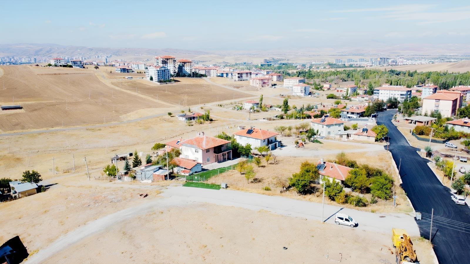 -altınova Da Cadde Üstü Yarım Daire Getirili İmarlı Arsa-*- — fotoğraf 8