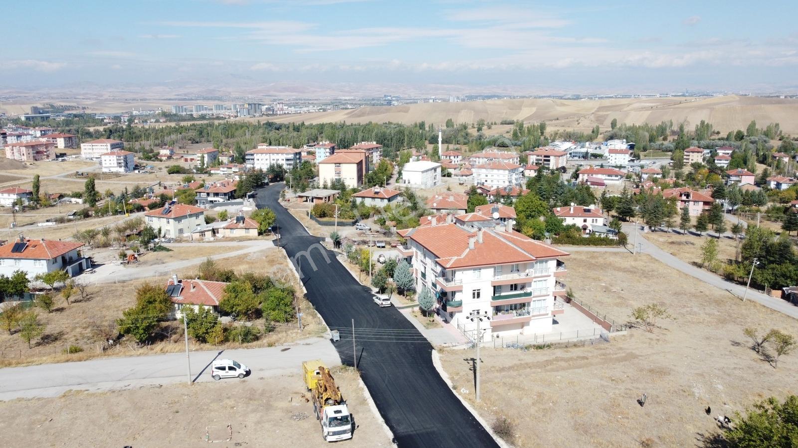 -altınova Da Cadde Üstü Yarım Daire Getirili İmarlı Arsa-*- — fotoğraf 11