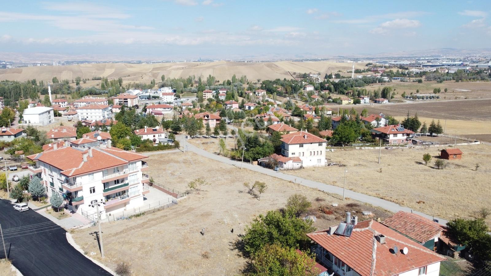 -altınova Da Cadde Üstü Yarım Daire Getirili İmarlı Arsa-*- — fotoğraf 14