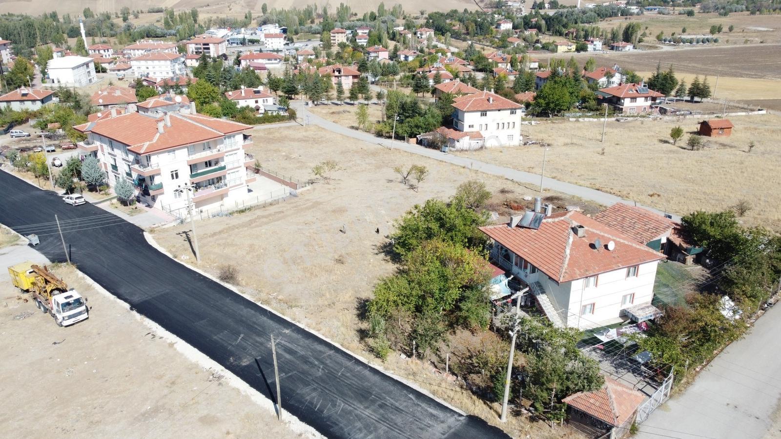 -altınova Da Cadde Üstü Yarım Daire Getirili İmarlı Arsa-*- — fotoğraf 15