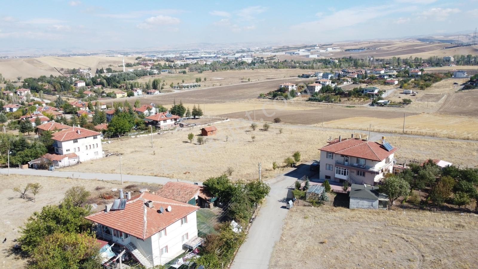 -altınova Da Cadde Üstü Yarım Daire Getirili İmarlı Arsa-*- — fotoğraf 18