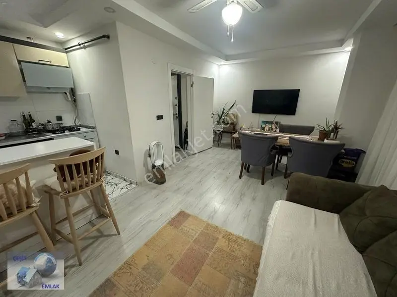 Çeşit Emlak İlyuva Metroya Yakın Yenibina Da 2+1 Satılık Daire — fotoğraf 3