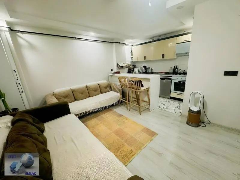 Çeşit Emlak İlyuva Metroya Yakın Yenibina Da 2+1 Satılık Daire — fotoğraf 5