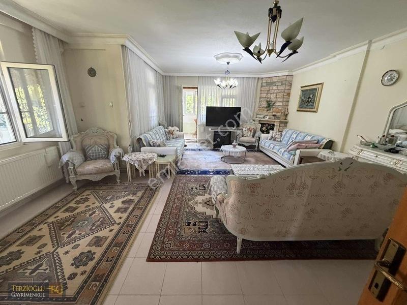 Terzioğlu'ndan Gürede Denize 150 M Mesafede Satılık 5+1 Villa — fotoğraf 2