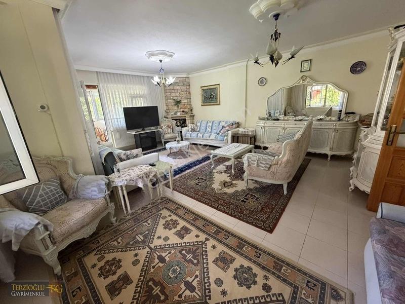 Terzioğlu'ndan Gürede Denize 150 M Mesafede Satılık 5+1 Villa — fotoğraf 3