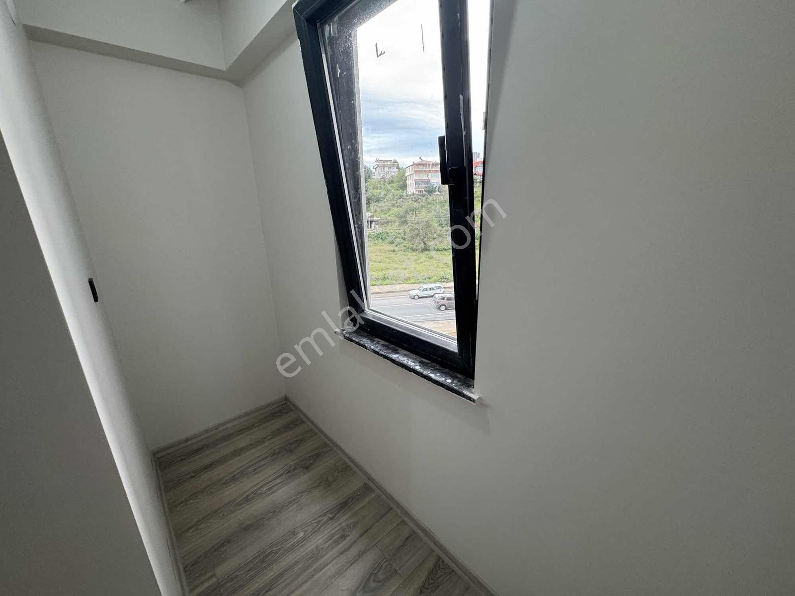 Bulancak Güzelyalıda Üniversiteye Yakın,uygun Fiyatlı Sıfır 1+1 — fotoğraf 11