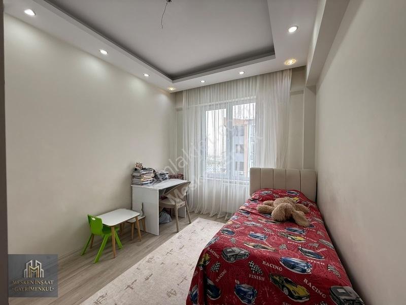 Mesken Emlak Ertuğrulgazi Mh Vadi Manzaralı Site İçersinde 2.5+1 — fotoğraf 14