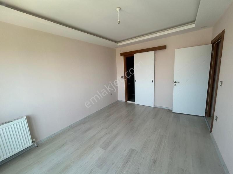 Güzelyalı Burgaz Mah.satılık 4+1 Deniz Manzaralı Dublex Daire. — fotoğraf 17