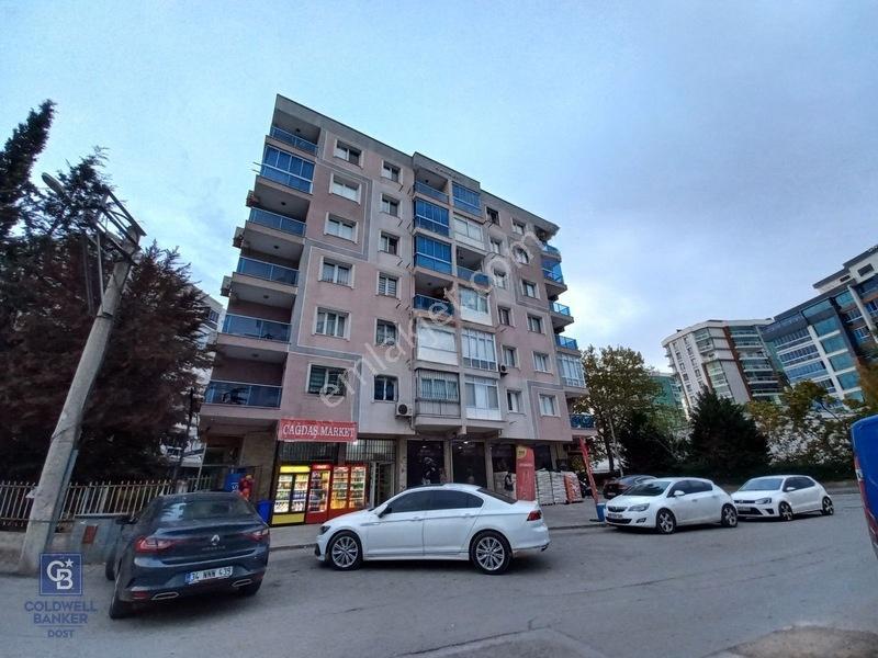 Karkent Sitesi'nde 3+1,3 Balkonlu, Güney Cepheli Satılık Daire — fotoğraf 2
