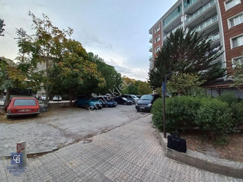 Karkent Sitesi'nde 3+1,3 Balkonlu, Güney Cepheli Satılık Daire — fotoğraf 3