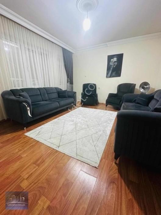 Eminevime Uygun Kültür Sarayı Yanı Satılık 3+1 Daire