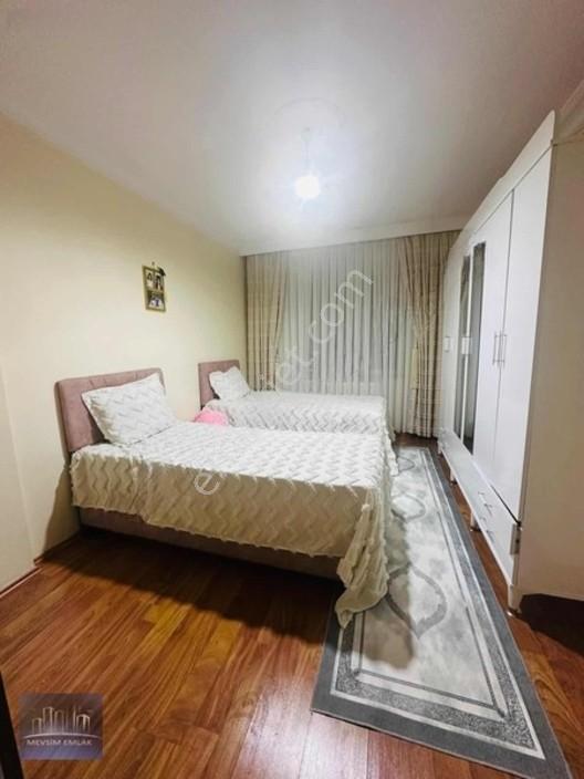 Eminevime Uygun Kültür Sarayı Yanı Satılık 3+1 Daire — fotoğraf 2