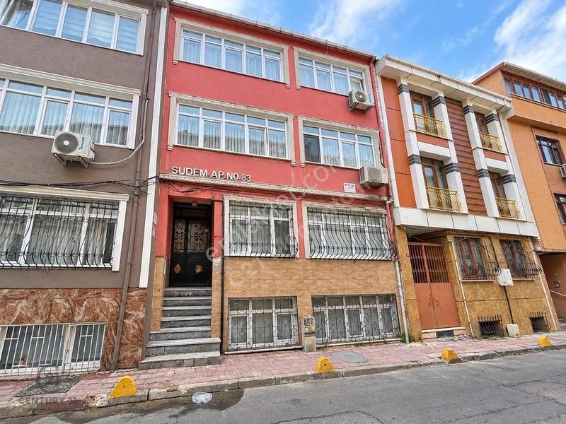 Fatih Hırka-i Şerifte Satılık Caddeye Yakın Fırsat 2+1 Daire — fotoğraf 17