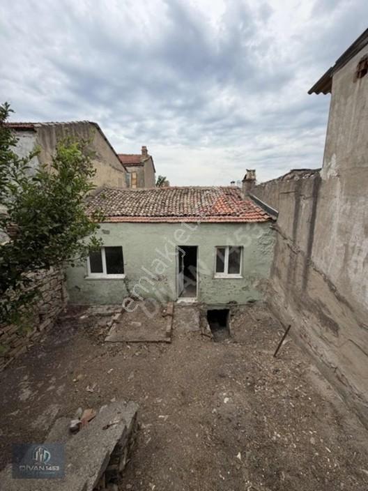 Urla Merkezde Harika Konumda Mahsenli Taş Ev — fotoğraf 6