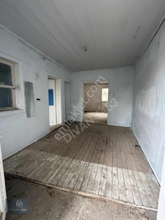 Urla Merkezde Harika Konumda Mahsenli Taş Ev — fotoğraf 10