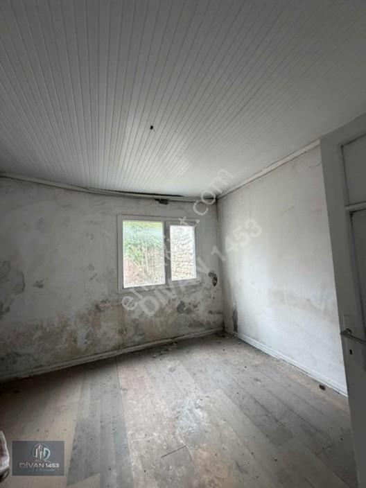 Urla Merkezde Harika Konumda Mahsenli Taş Ev — fotoğraf 13