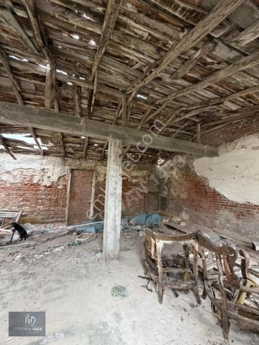 Urla Merkezde Harika Konumda Mahsenli Taş Ev — fotoğraf 24