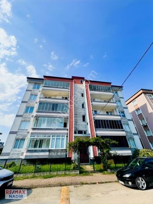 Remax Nadir'Den Aksuda 3+1 3 Balkonlu Satılık Daire