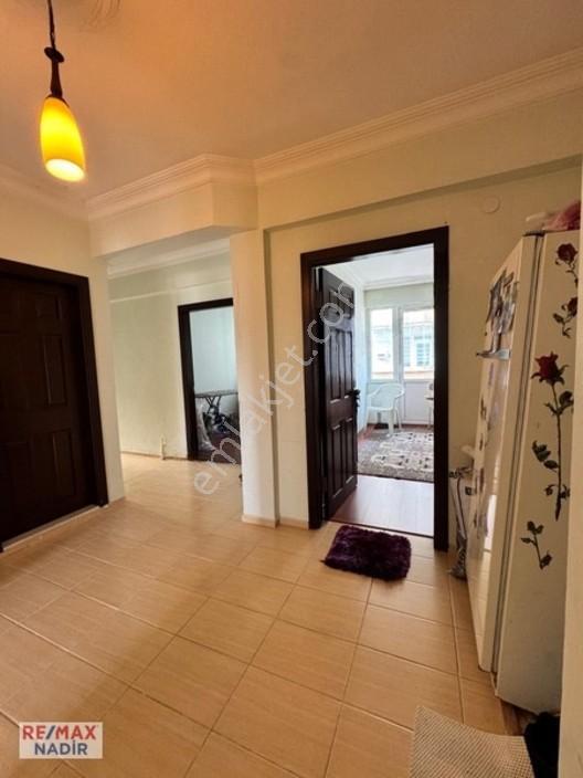Remax Nadir'den Aksuda 3+1 3 Balkonlu Satılık Daire — fotoğraf 3