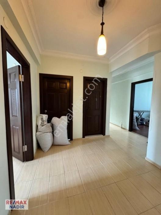 Remax Nadir'den Aksuda 3+1 3 Balkonlu Satılık Daire — fotoğraf 4