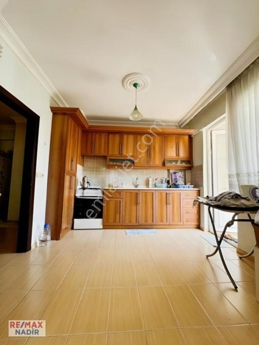 Remax Nadir'den Aksuda 3+1 3 Balkonlu Satılık Daire — fotoğraf 7