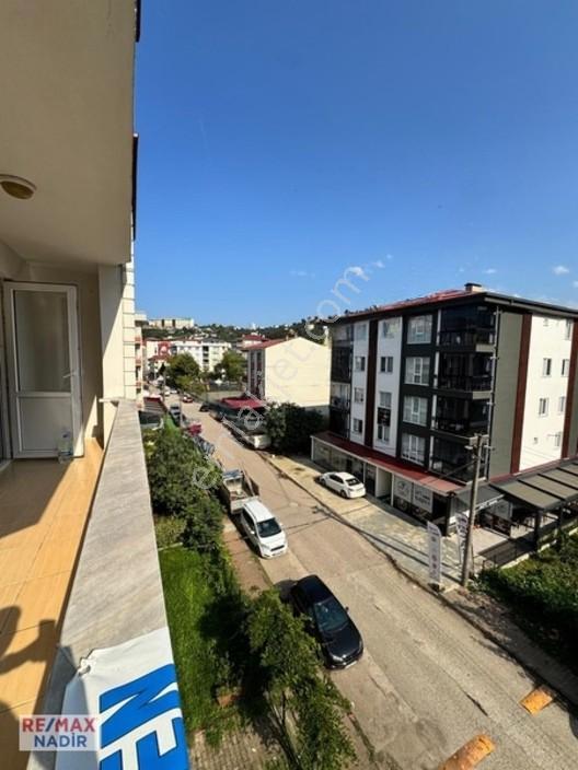 Remax Nadir'den Aksuda 3+1 3 Balkonlu Satılık Daire — fotoğraf 10