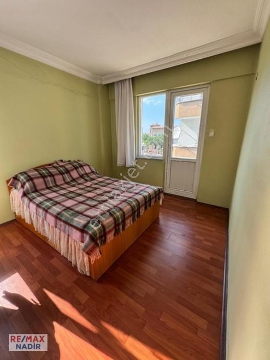 Remax Nadir'den Aksuda 3+1 3 Balkonlu Satılık Daire — fotoğraf 13